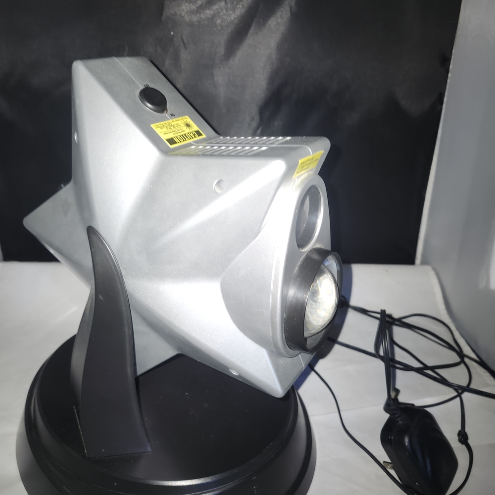 High-Performance Gray Projector - Picture 3 of 4